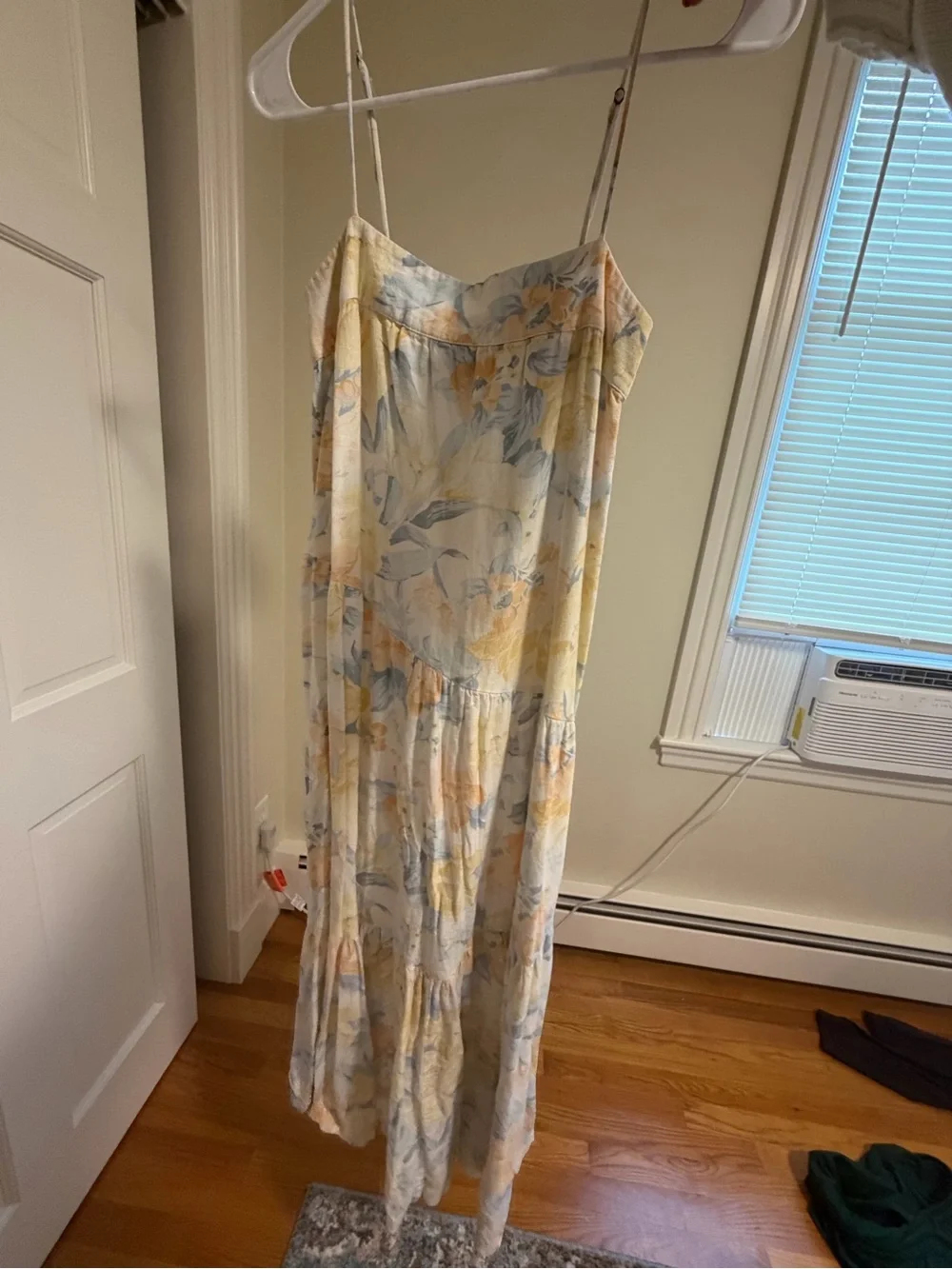 Abercrombie & Fitch Cream Floral Spaghetti-Strap Maxi Dress